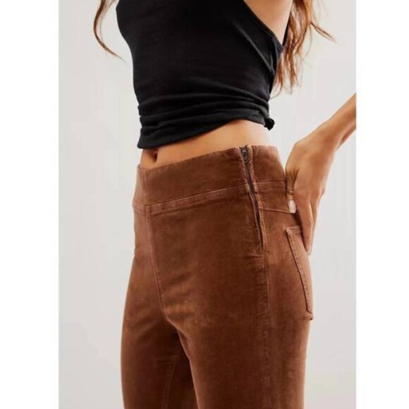New Free People in My Feelings Velvet Crop Slim Flare Pants in Chocolate sz S - Picture 3 of 16